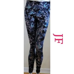 Active wear leggings